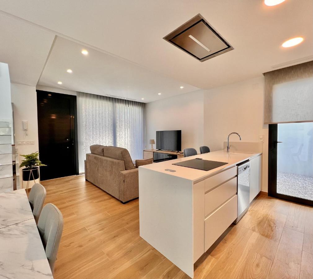 La Masion De Tout Seasonal Rental El Campello Exteriör bild