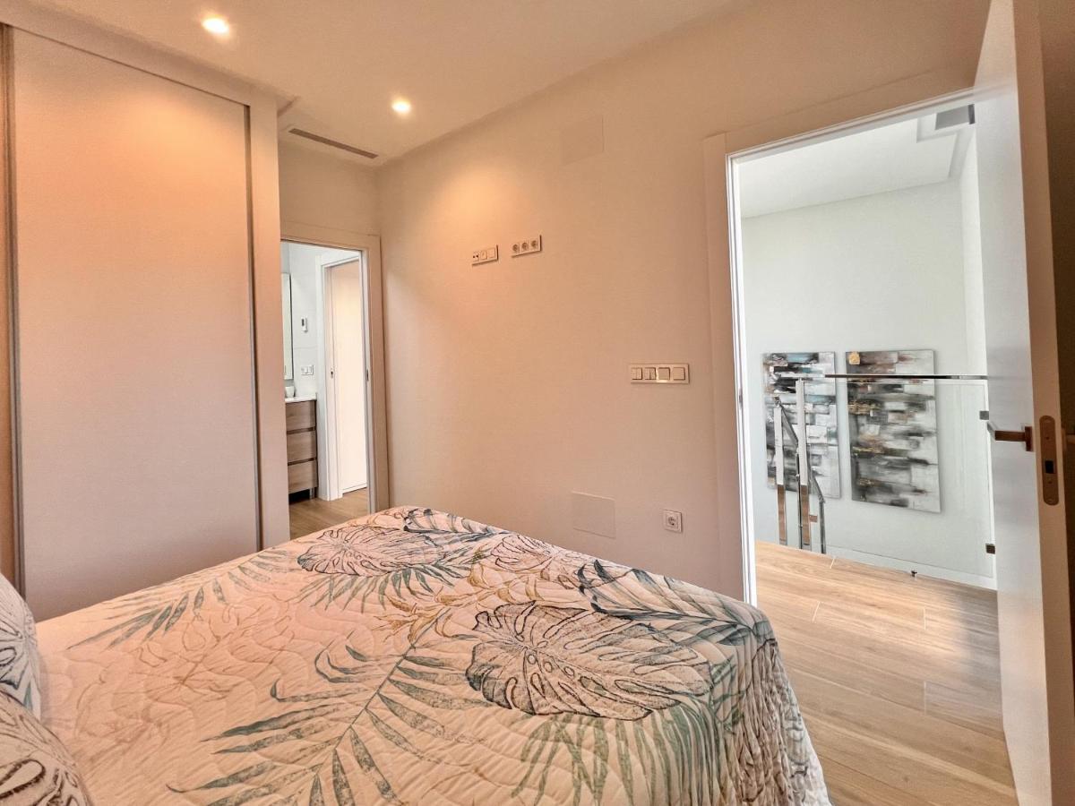 La Masion De Tout Seasonal Rental El Campello Exteriör bild