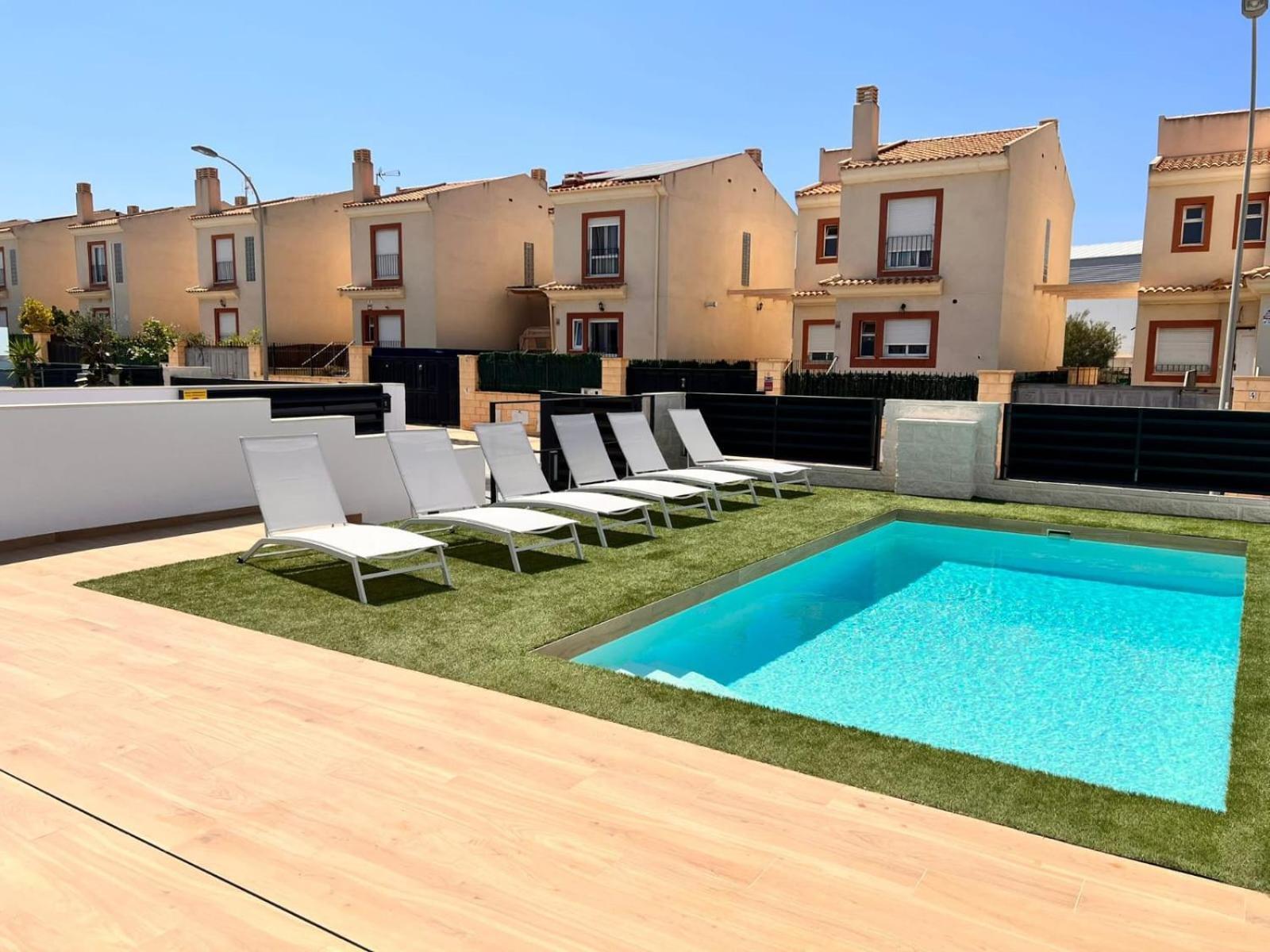 La Masion De Tout Seasonal Rental El Campello Exteriör bild